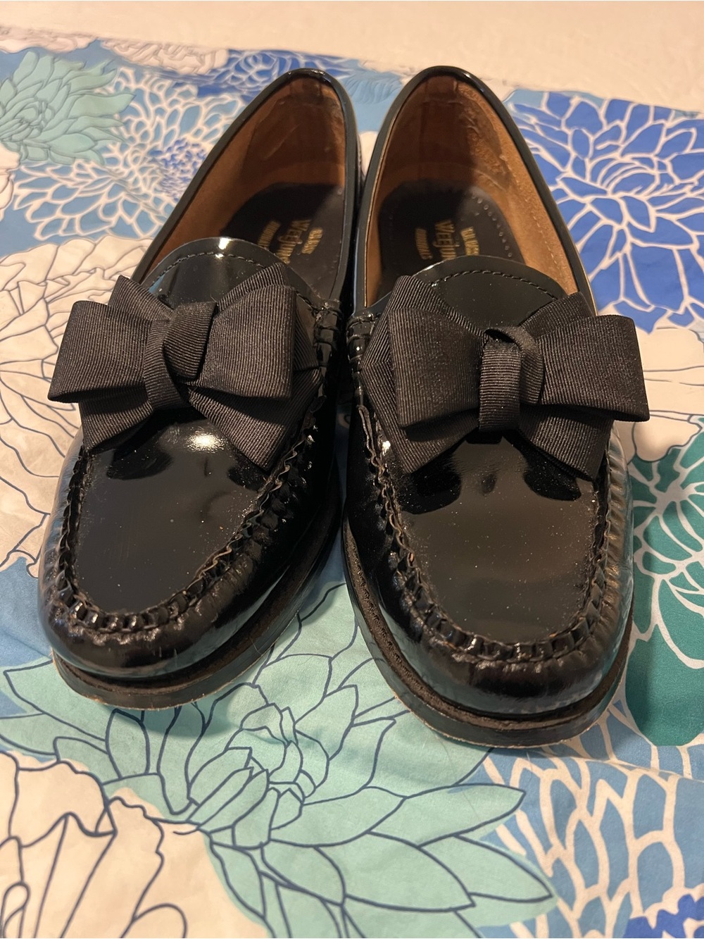 G.H. Bass & Co. Weejun Black Patent Bow Loafers